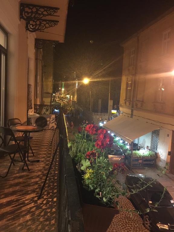 Virmenska Apartment Λβιβ Εξωτερικό φωτογραφία