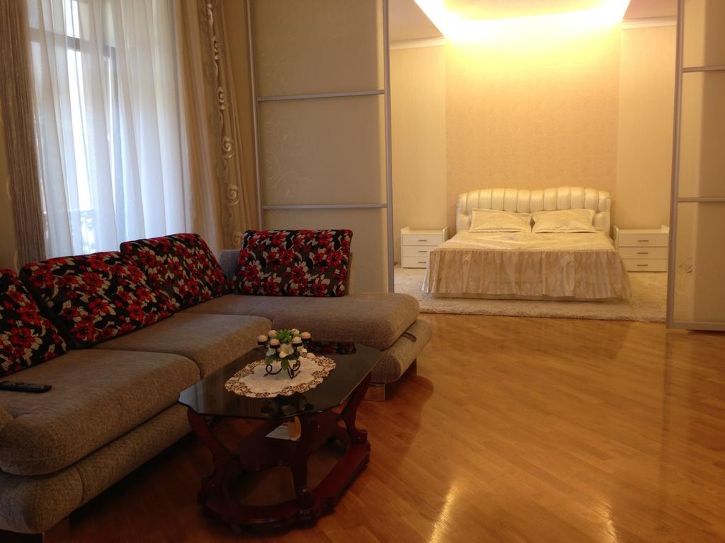 Virmenska Apartment Λβιβ Εξωτερικό φωτογραφία