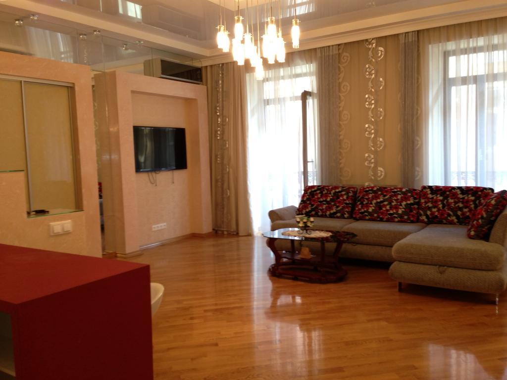 Virmenska Apartment Λβιβ Εξωτερικό φωτογραφία
